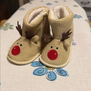 Cozy Reindeer Kids Slippers - Beige